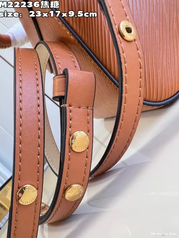 Aaa replica ru VUITTON MM TWIST LOUIS 0625